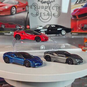 2025 Hot Wheels Ferrari SF90 Stradale Die-Cast 3 Pack Loose Red Blue & Grey